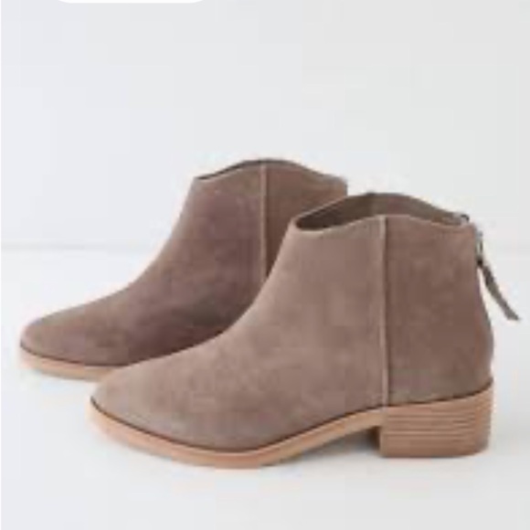Dolce Vita x Anthropologie Tucker Suede Heel ankle bootie women size 6 - Picture 1 of 6